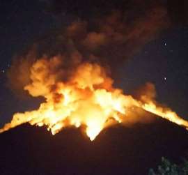 バリ島の噴火