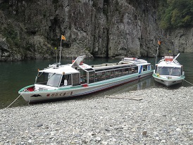 熊野川ジェット観光船